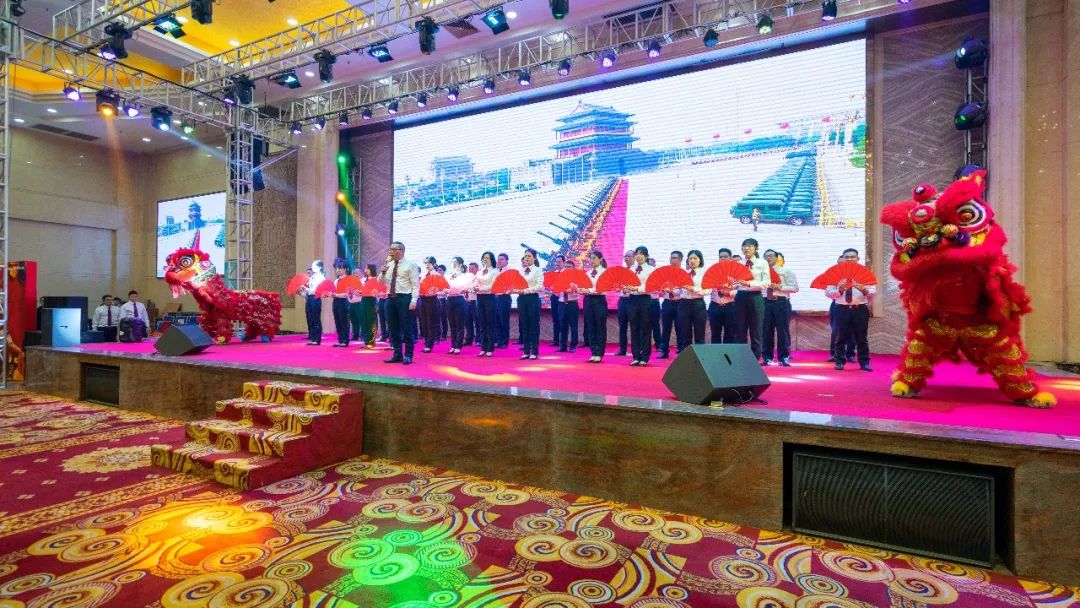 金虎迎新·領(lǐng)跑2022 | 集團(tuán)年度總結(jié)會暨新年晚會完美落幕！(圖14)