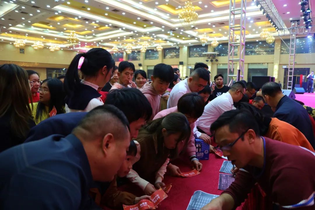 金虎迎新·領(lǐng)跑2022 | 集團(tuán)年度總結(jié)會暨新年晚會完美落幕！(圖24)