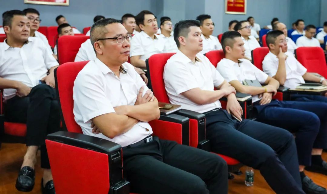 這一次，我們玩大的 | 強輝金九銀十無界增長營銷大會復盤會議順利舉辦(圖9)